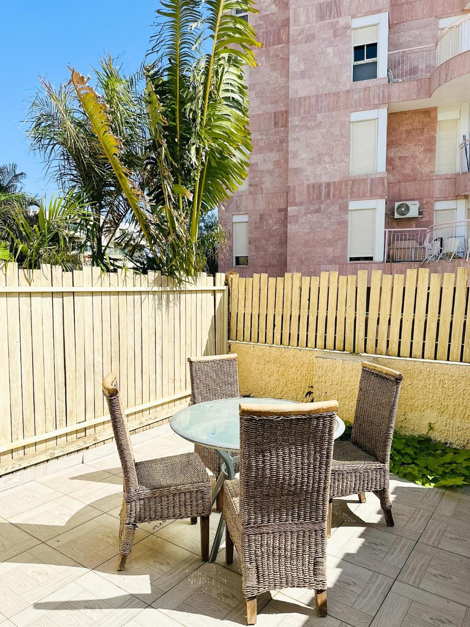 דירת נופש אילת -אלמוג Almog Suite In Eilat Close To Red Sea - דירת נופש אלמוג מרחק נגיעה מהים エクステリア 写真
